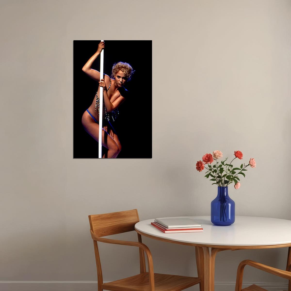 Elizabeth Berkley In Showgirl Actor Poster Wall Art Print Home Wall Decor - xonomax