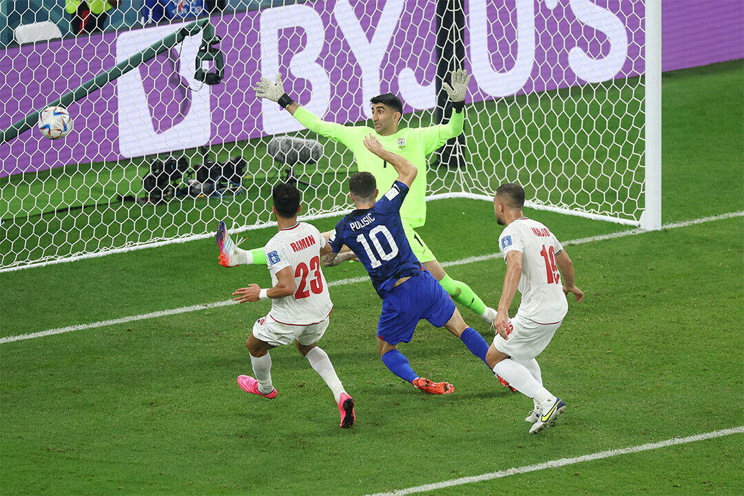 Christian Pulisic Goal United States World Cup Poster Wall Art Print Home Wall Decor - xonomax