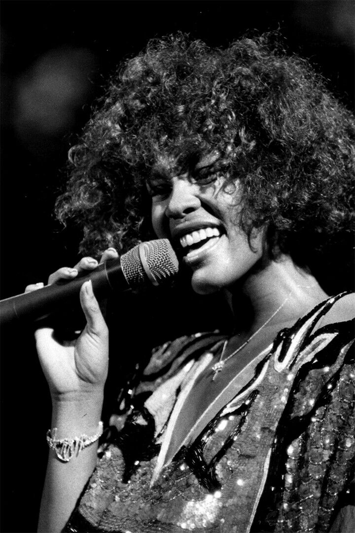 Whitney Houston American Singer Poster Wall Art Print Home Wall Decor - xonomax