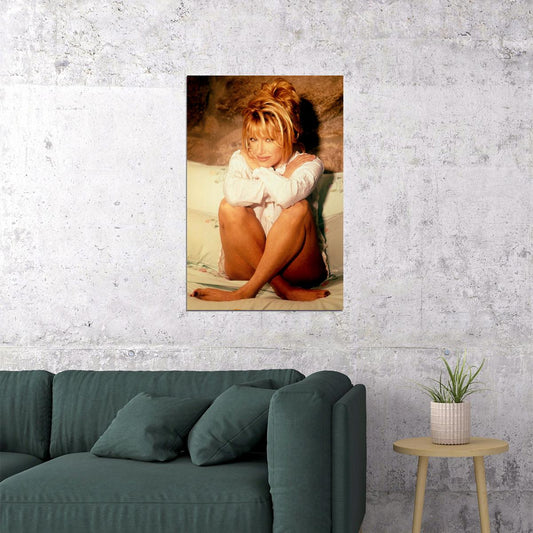 Suzanne Somers Actress Sexy Female Aritst Poster Wall Art Print Home Wall Decor - xonomax