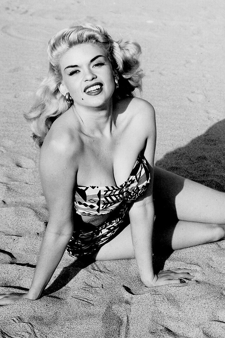 Actress Jayne Mansfield In Seductive Pose Poster Wall Art Print Home Wall Decor - xonomax