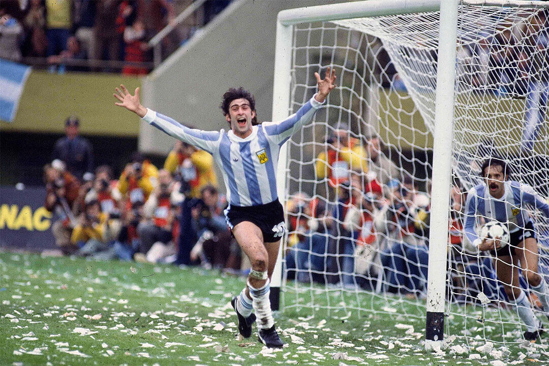 Poster - Mario Kempes Former Argentine Football Player Poster Wall