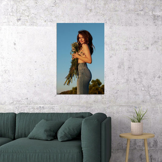 Joey King American Actress Artist Actor Poster Wall Art Print Home Wall Decor - xonomax