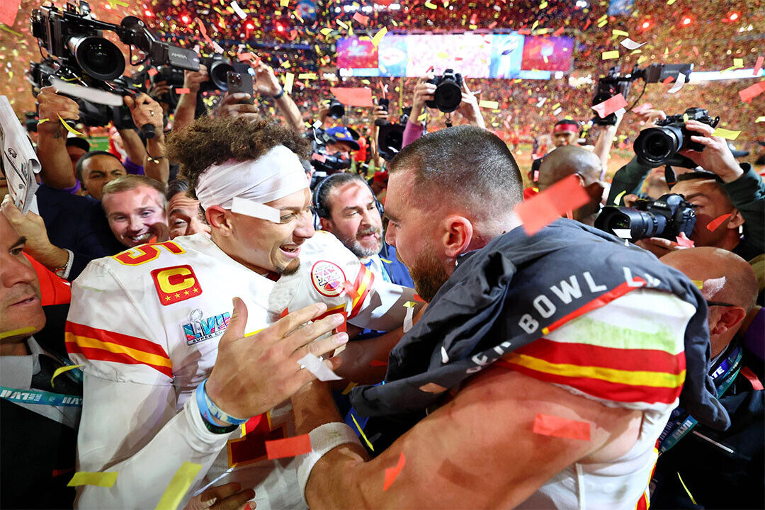 Patrick Mahomes Travis Kelce Ahtletes Kansas City Chiefs Poster Wall Art Print Home Wall Decor - xonomax