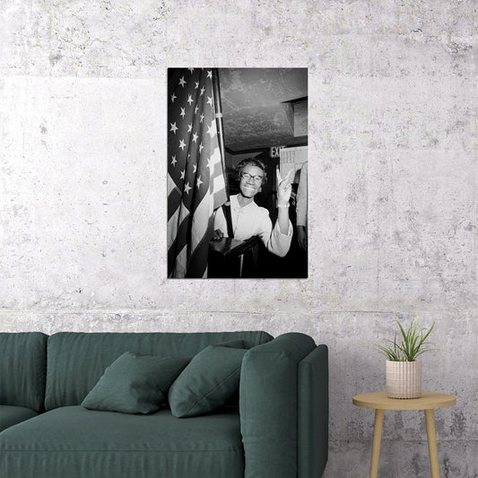 Shirley Chisholm Giving Victory Sign Poster Wall Art Print Home Wall Decor - xonomax