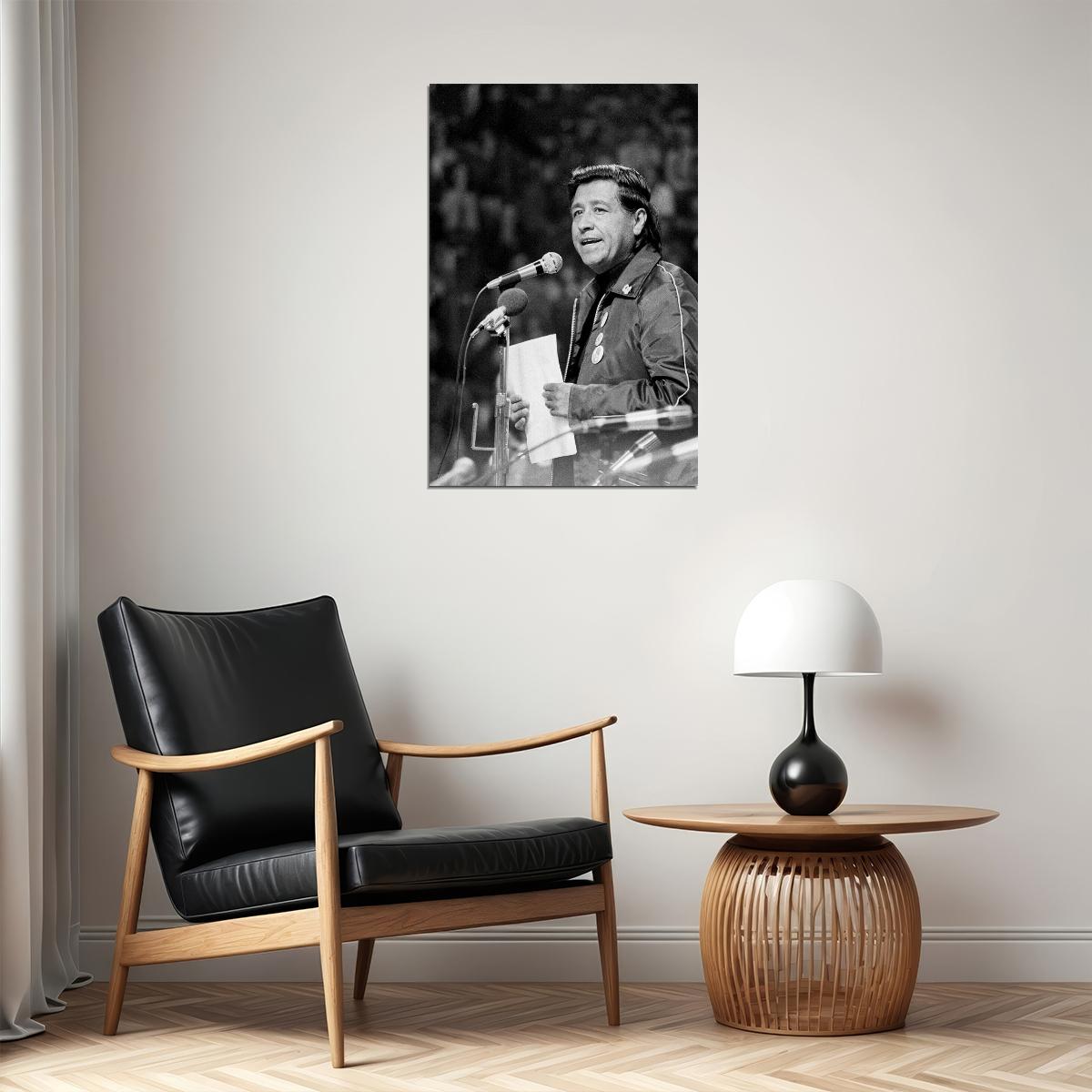 Cesar Chavez Speaking On Grape Boycott Poster Wall Art Print Home Wall Decor - xonomax