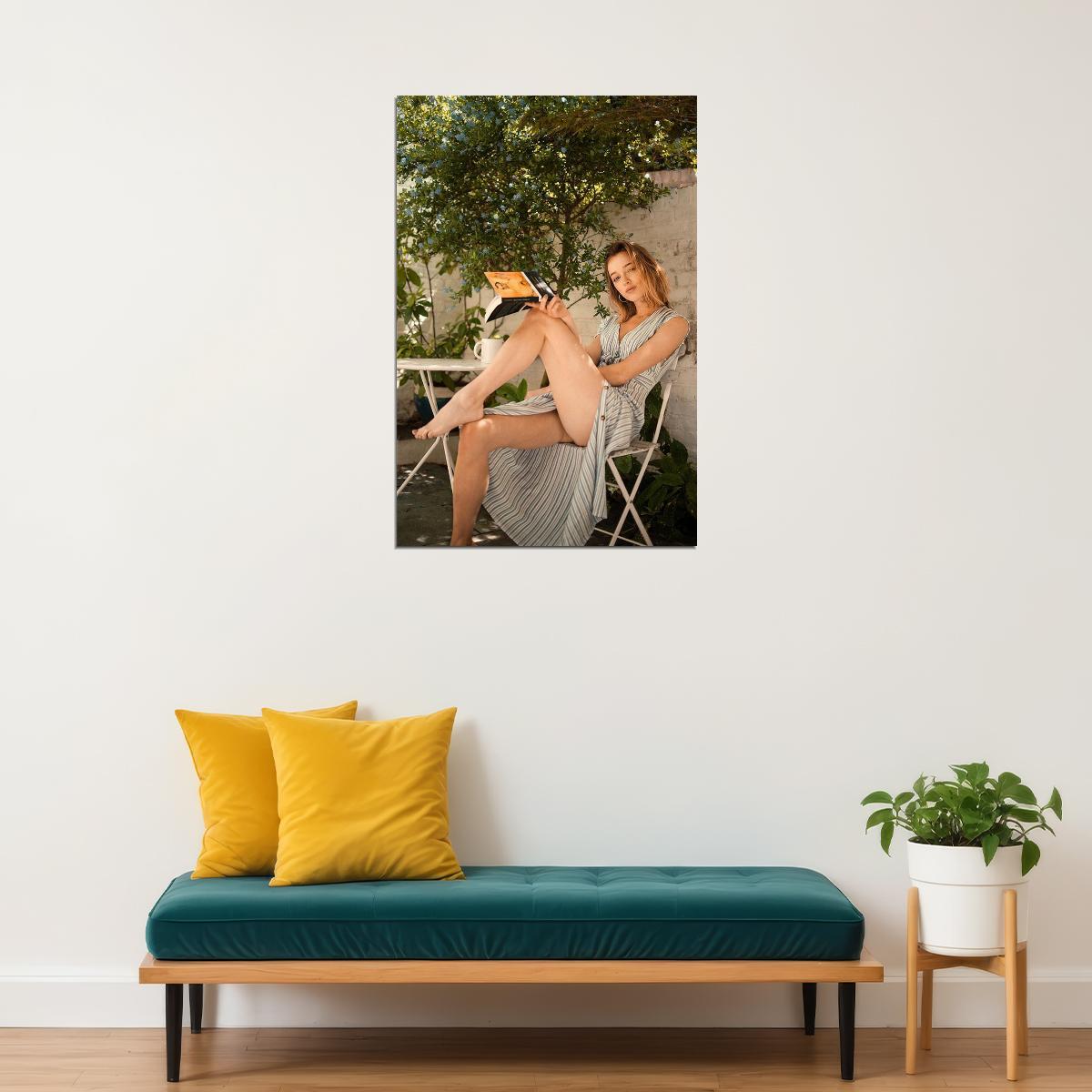 Phoebe Dynevor Celebrity British Movie Actor Hot Model Poster Wall Art Print Home Wall Decor - xonomax