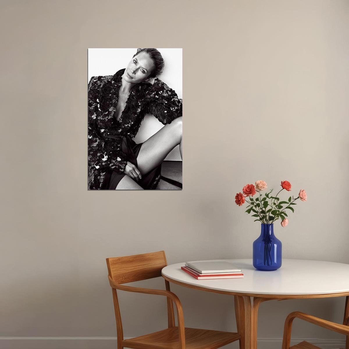 Christy Turlington Celebrity Woman Model Activist Poster Wall Art Print Home Wall Decor - xonomax
