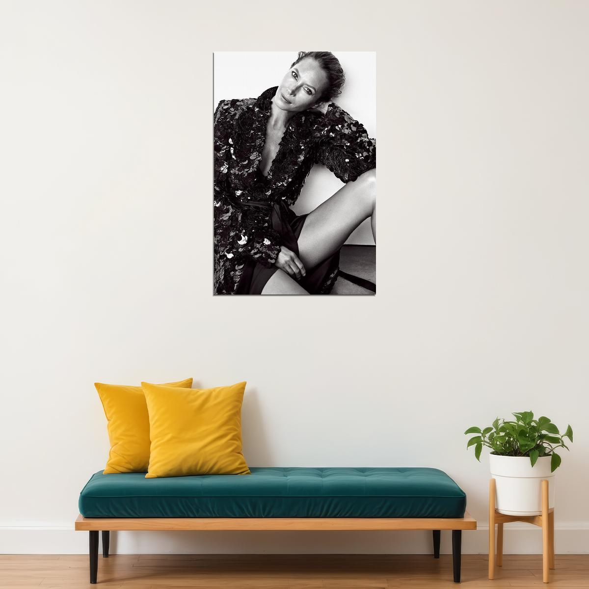 Christy Turlington Celebrity Woman Model Activist Poster Wall Art Print Home Wall Decor - xonomax