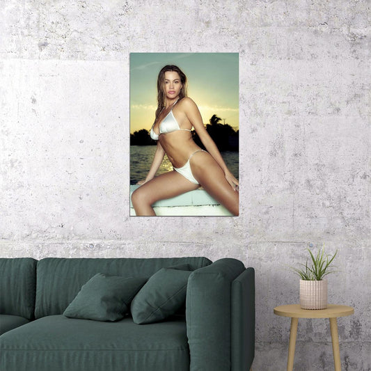 Sofia Vergara Colombian Actress Model And Comedian Poster Wall Art Print Home Wall Decor - xonomax