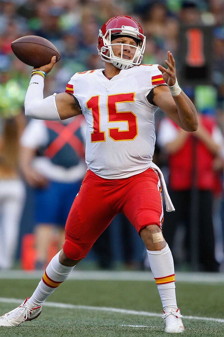 Patrick Mahomes Kansas City Chiefs Football Player Poster Wall Art Print Home Wall Decor