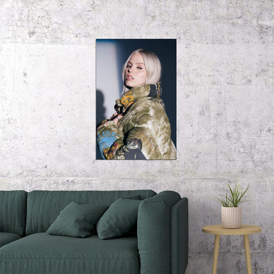 Reneé Rapp American Actress Singer And Artist Poster Wall Art Print Home Wall Decor - xonomax