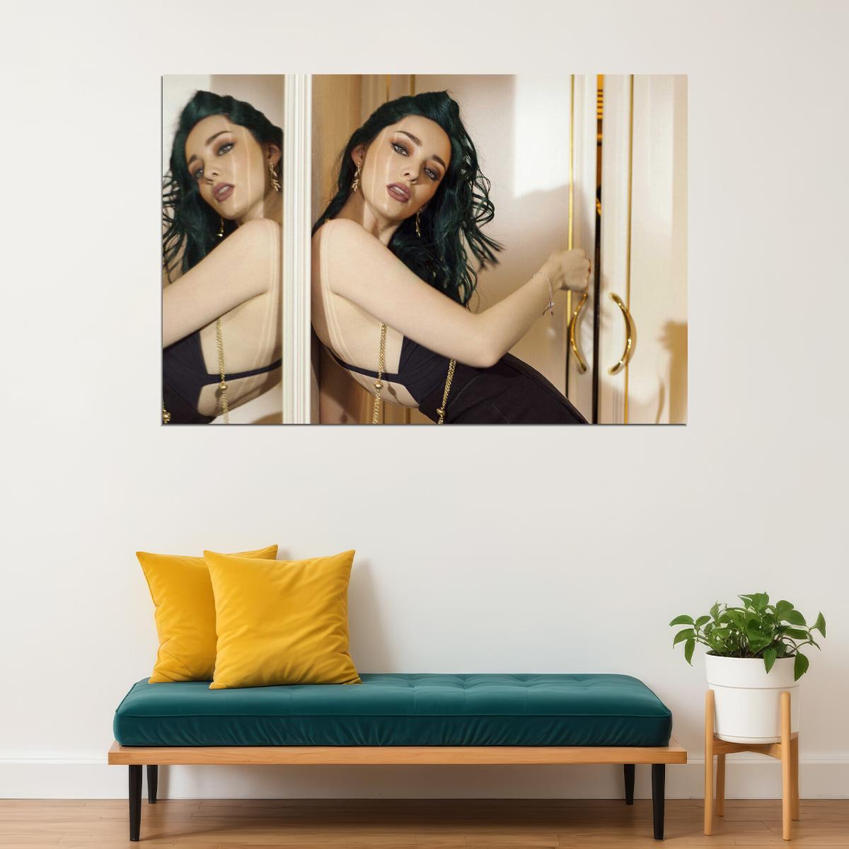 Emma Dumont American Actor Model And Dancer Poster Wall Art Print Home Wall Decor - xonomax