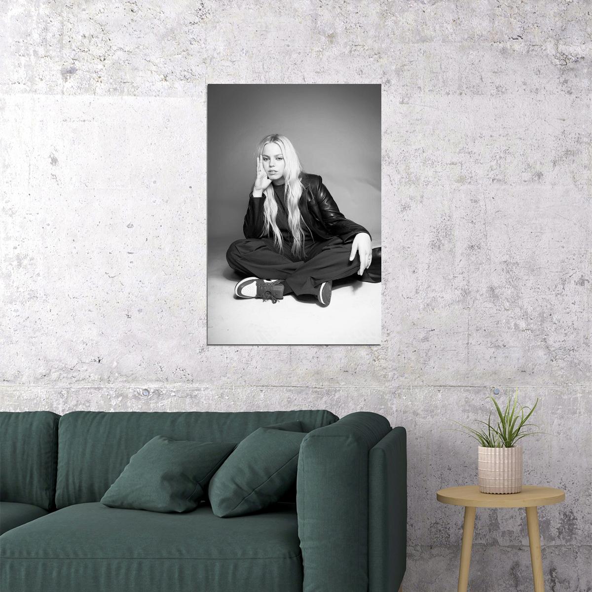 Renee Rapp American Singer And Actress Poster Wall Art Print Home Wall Decor