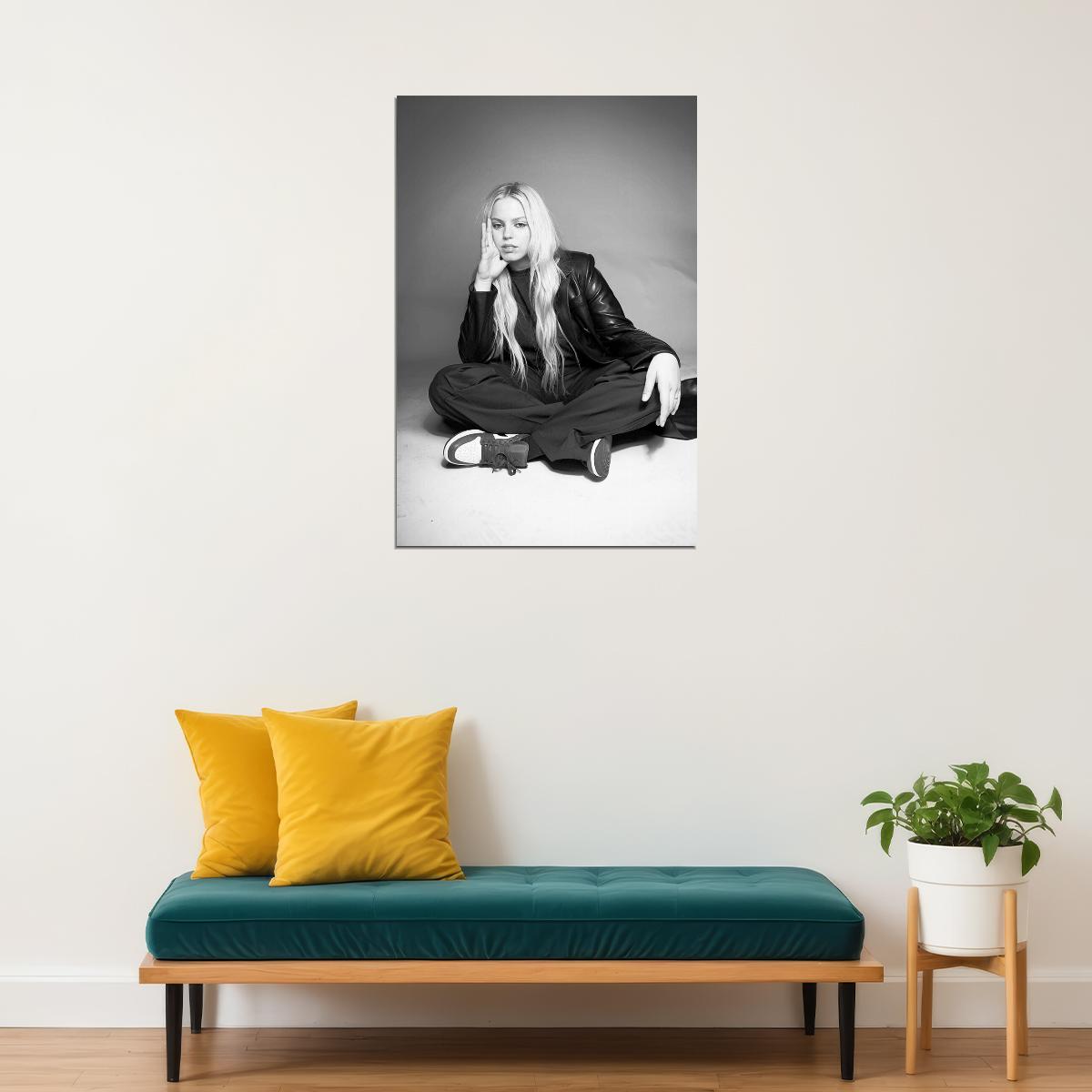 Renee Rapp American Singer And Actress Poster Wall Art Print Home Wall Decor