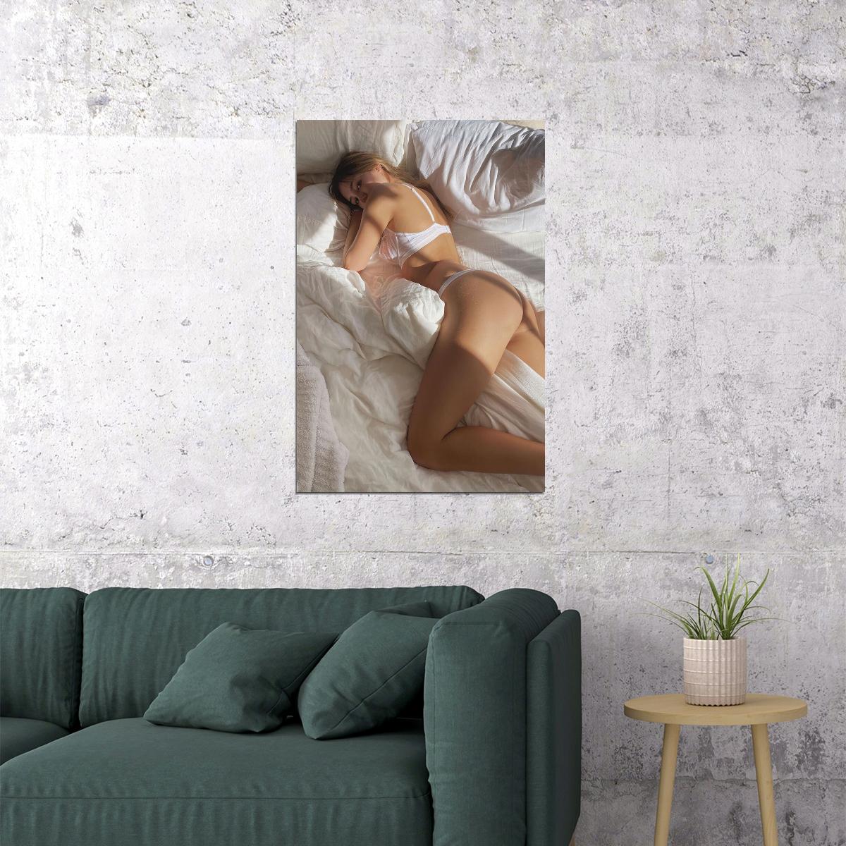 Delilah Belle Hamlin American Social Media Celebrity Poster Wall Art Print Home Wall Decor