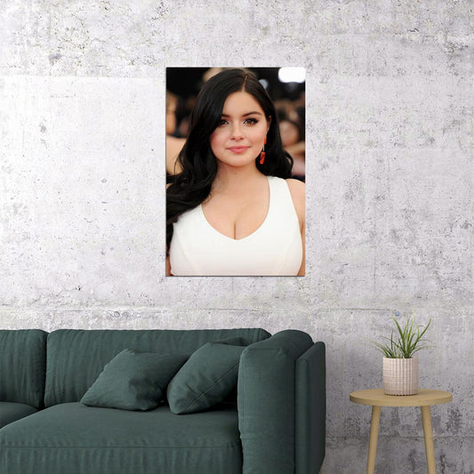 Ariel Winter Celebrity Cinema Actress Artist Poster Wall Art Print Home Wall Decor - xonomax