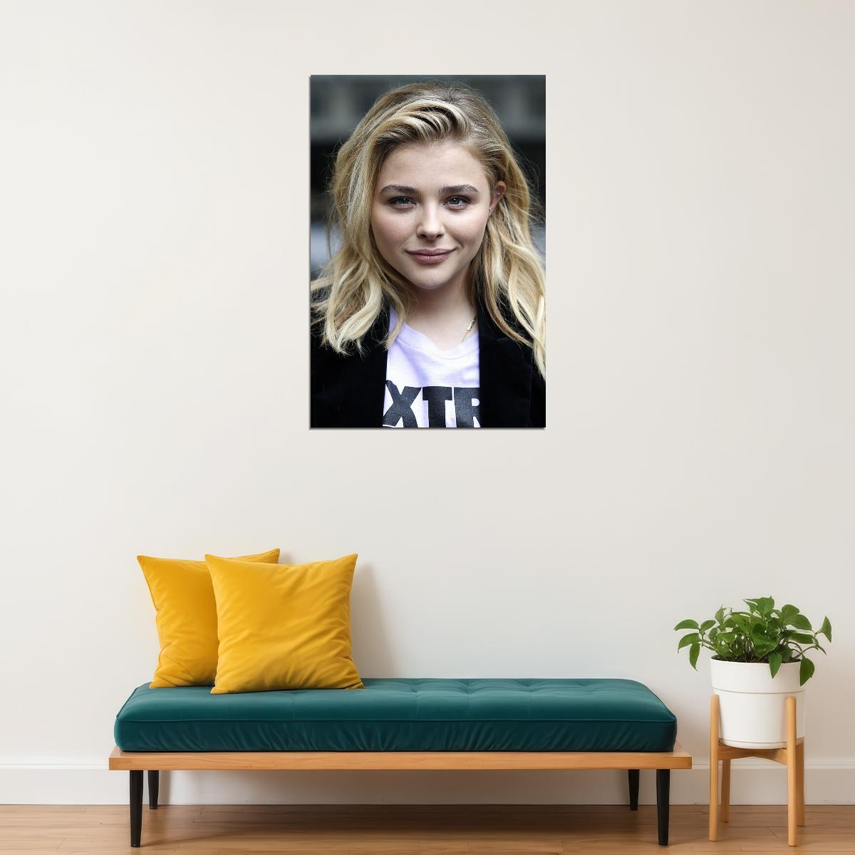 Chloe Moretz Celebrity Cinema Actress Model Poster Wall Art Print Home Wall Decor - xonomax