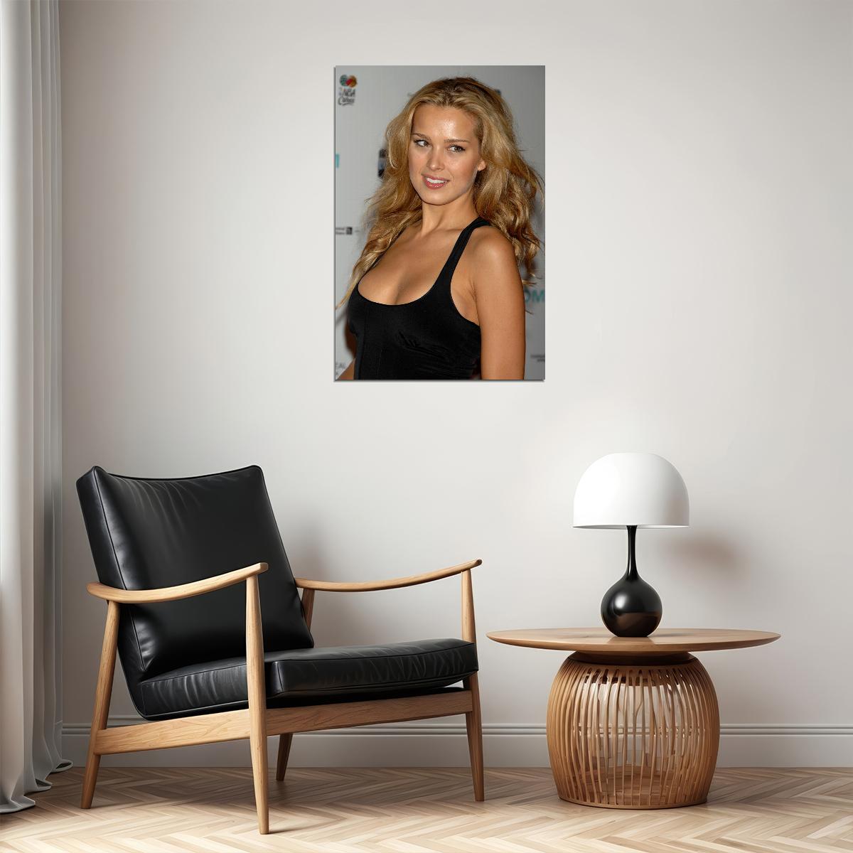 Petra Nemcova Celebrity Tv Presenter Model Poster Wall Art Print Home Wall Decor - xonomax