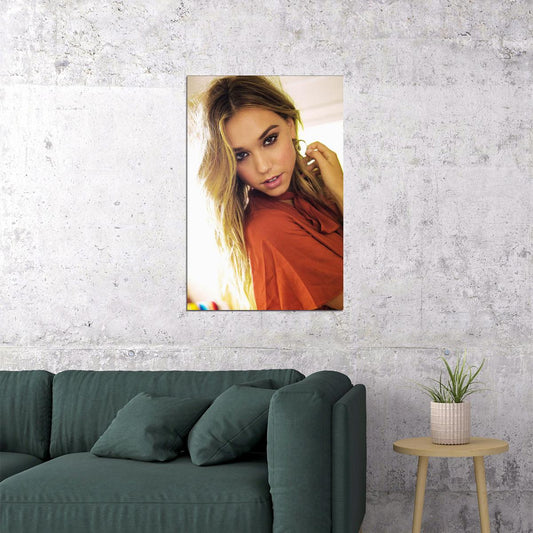 Alexis Ren Celebrity Social Media Personality Poster Wall Art Print Home Wall Decor - xonomax
