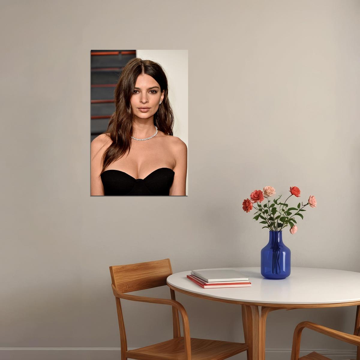 Emily Ratajkowski Celebrity Cinema Actor Model Poster Wall Art Print Home Wall Decor - xonomax