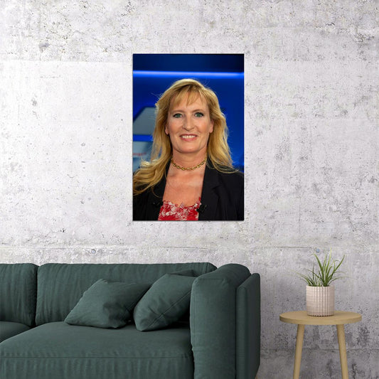 Claudia Kleinert Tv Presenter Star Poster Wall Art Print Home Wall Decor - xonomax