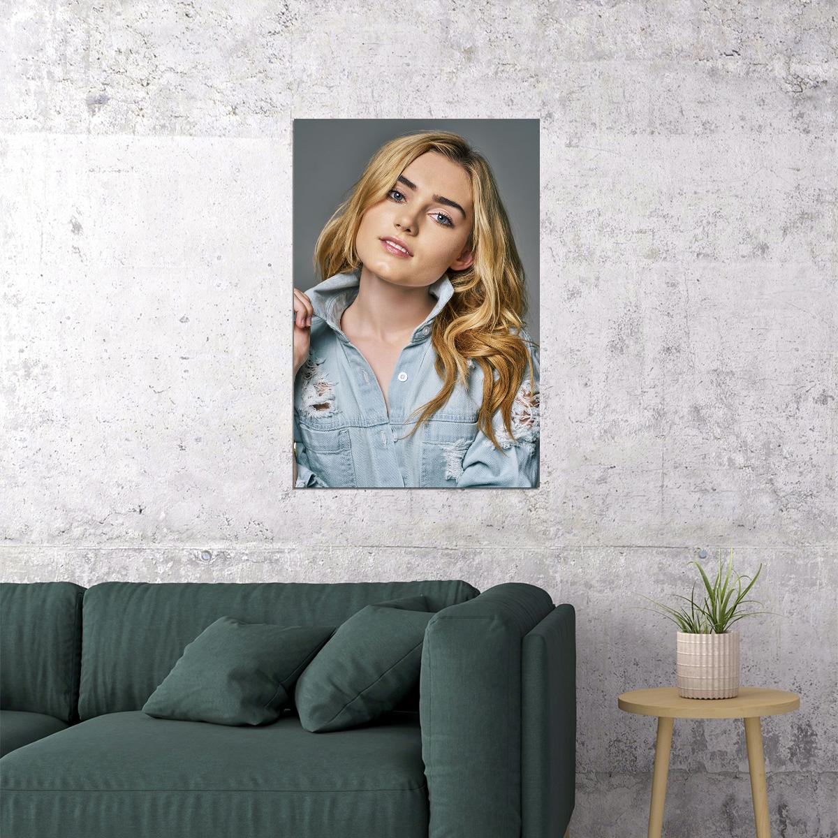 Elizabeth Donnelly American Woman Model Poster Wall Art Print Home Wall Decor - xonomax