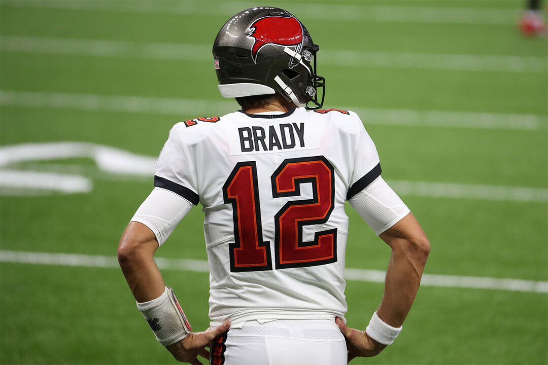 Tampa Bay Buccaneers American Football Player 12 Tom Brady Poster Wall Art Print Home Wall Decor