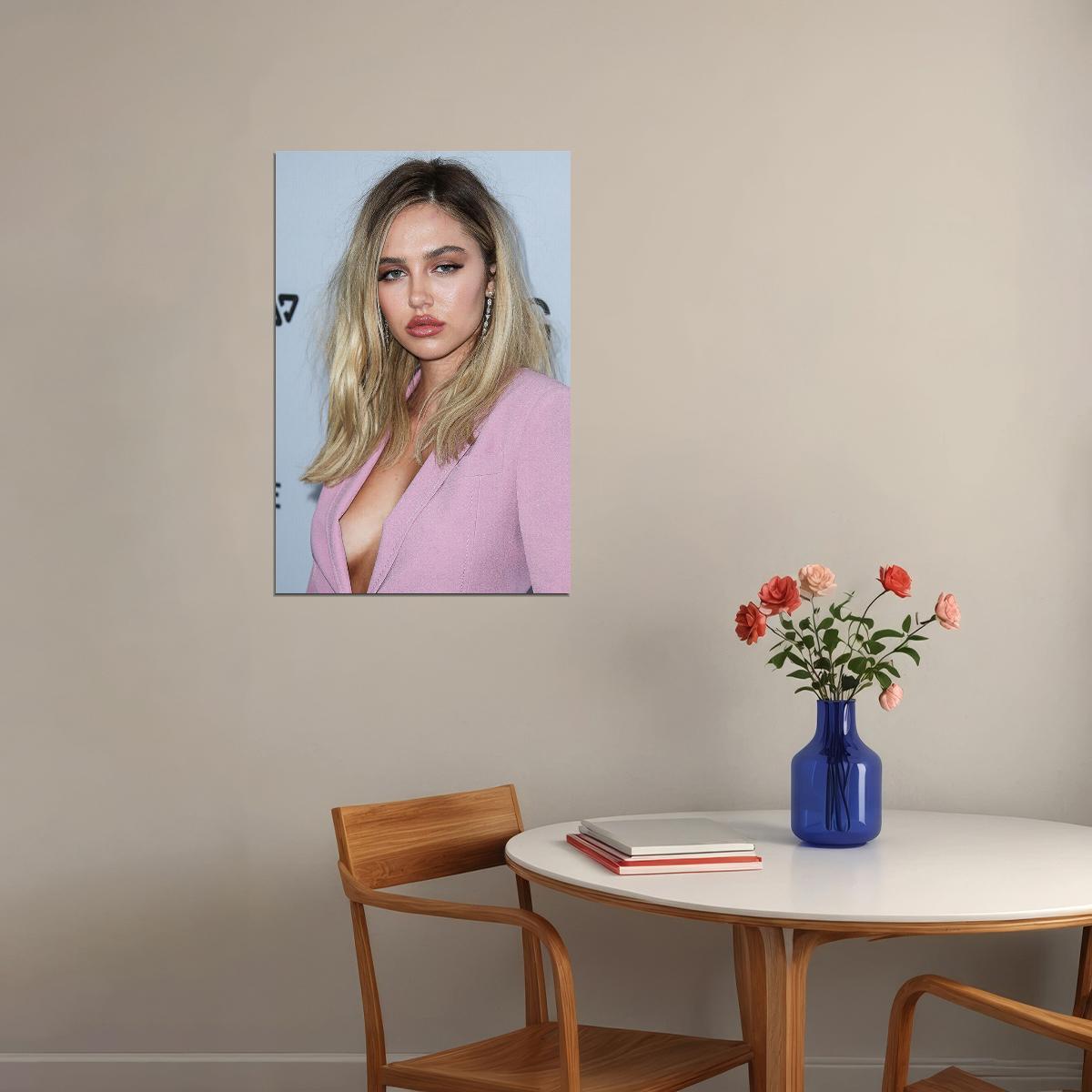 Delilah Hamlin Celebrity Society Idol Model Poster Wall Art Print Home Wall Decor - xonomax