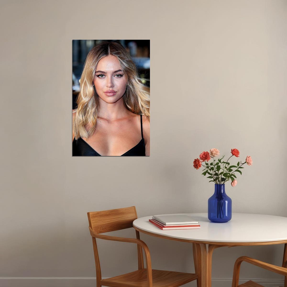 Delilah Hamlin Celebrity Society Star Model Poster Wall Art Print Home Wall Decor - xonomax