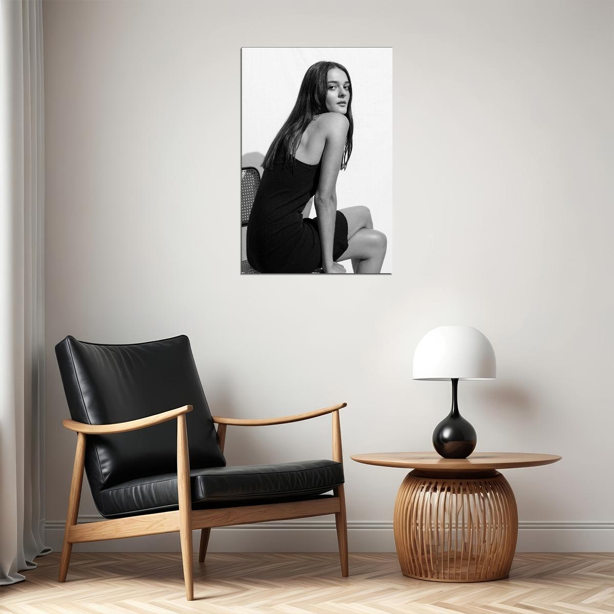Charlotte Lawren Celebrity Singer Star Artist Poster Wall Art Print Home Wall Decor - xonomax