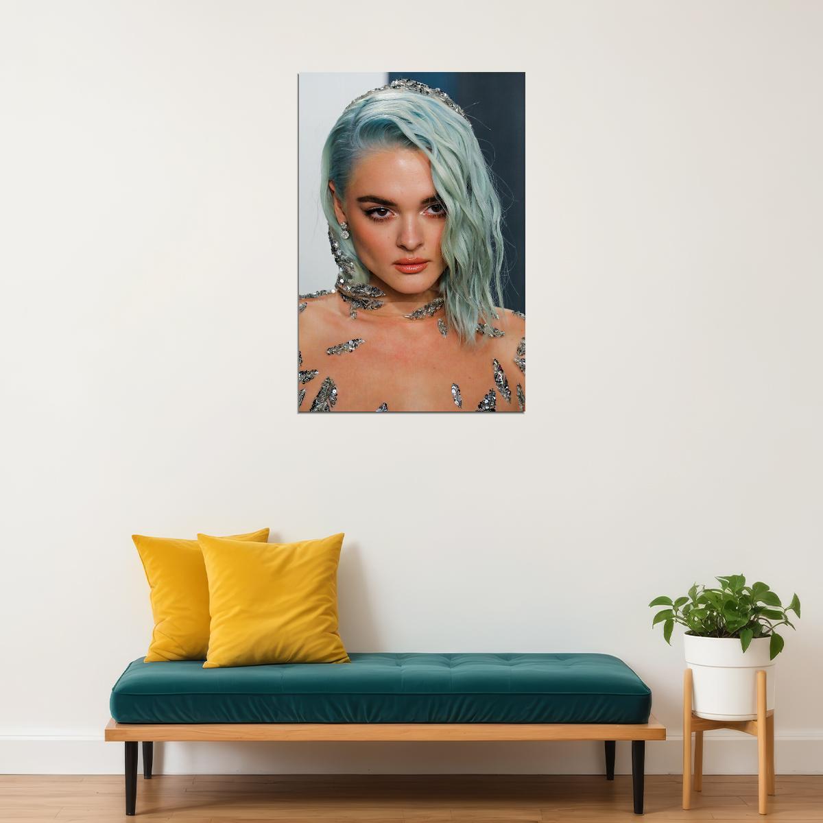 Charlotte Lawren Celebrity Singer Idol Music Poster Wall Art Print Home Wall Decor - xonomax