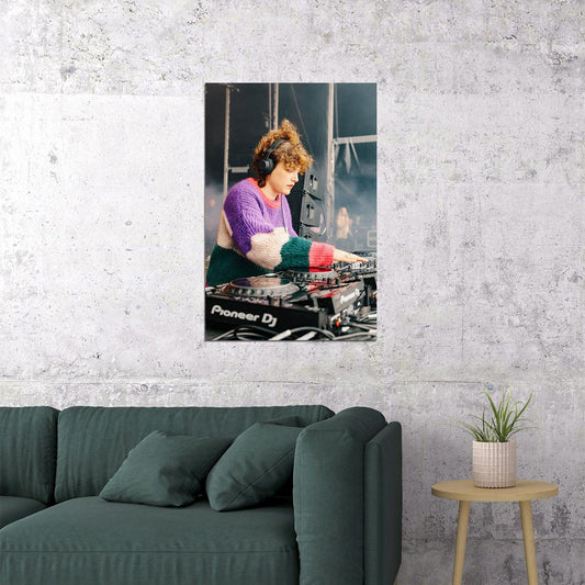 Annie Mac Dj 80's 90's Singer Music Star Artist Poster Wall Art Print Home Wall Decor - xonomax