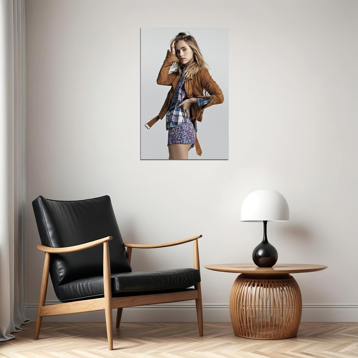 Suki Waterhouse British Woman Cinema Actress Musician Poster Wall Art Print Home Wall Decor - xonomax