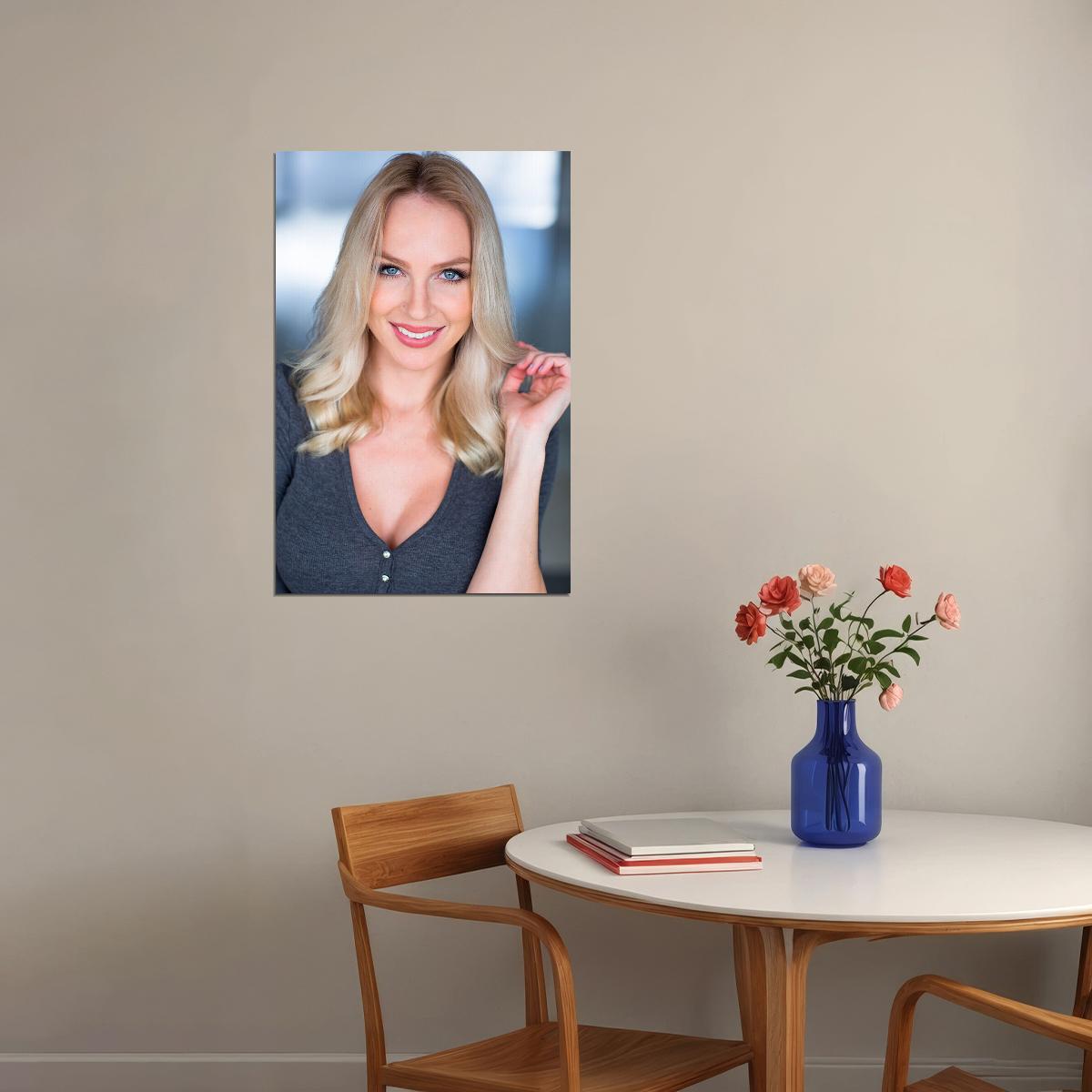 Christine Quinn American Actor And Estate Agent Poster Wall Art Print Home Wall Decor - xonomax
