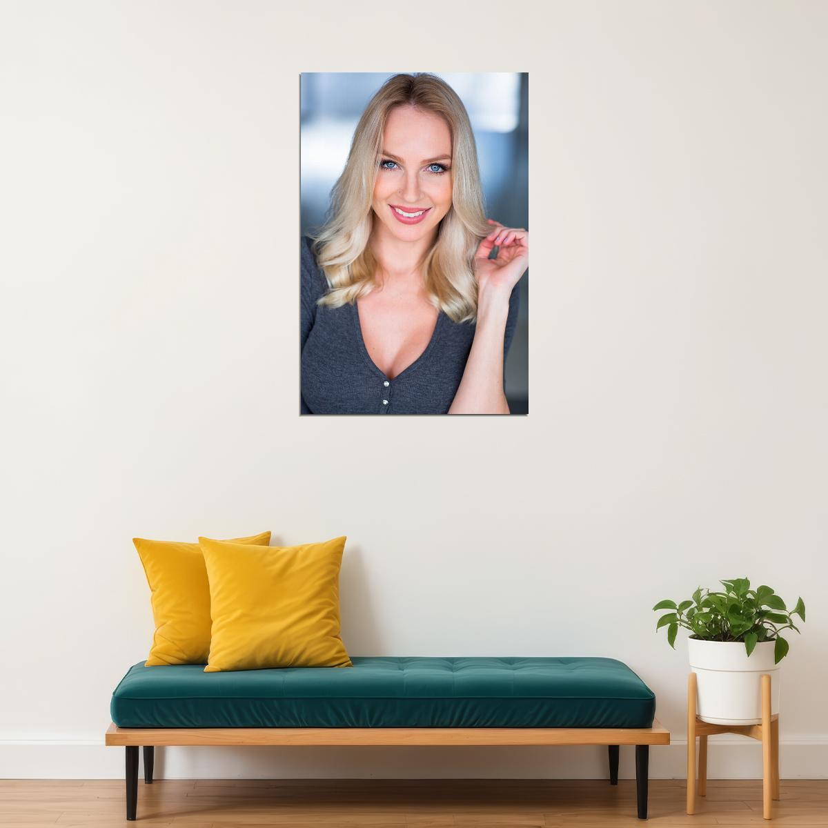 Christine Quinn American Actor And Estate Agent Poster Wall Art Print Home Wall Decor - xonomax