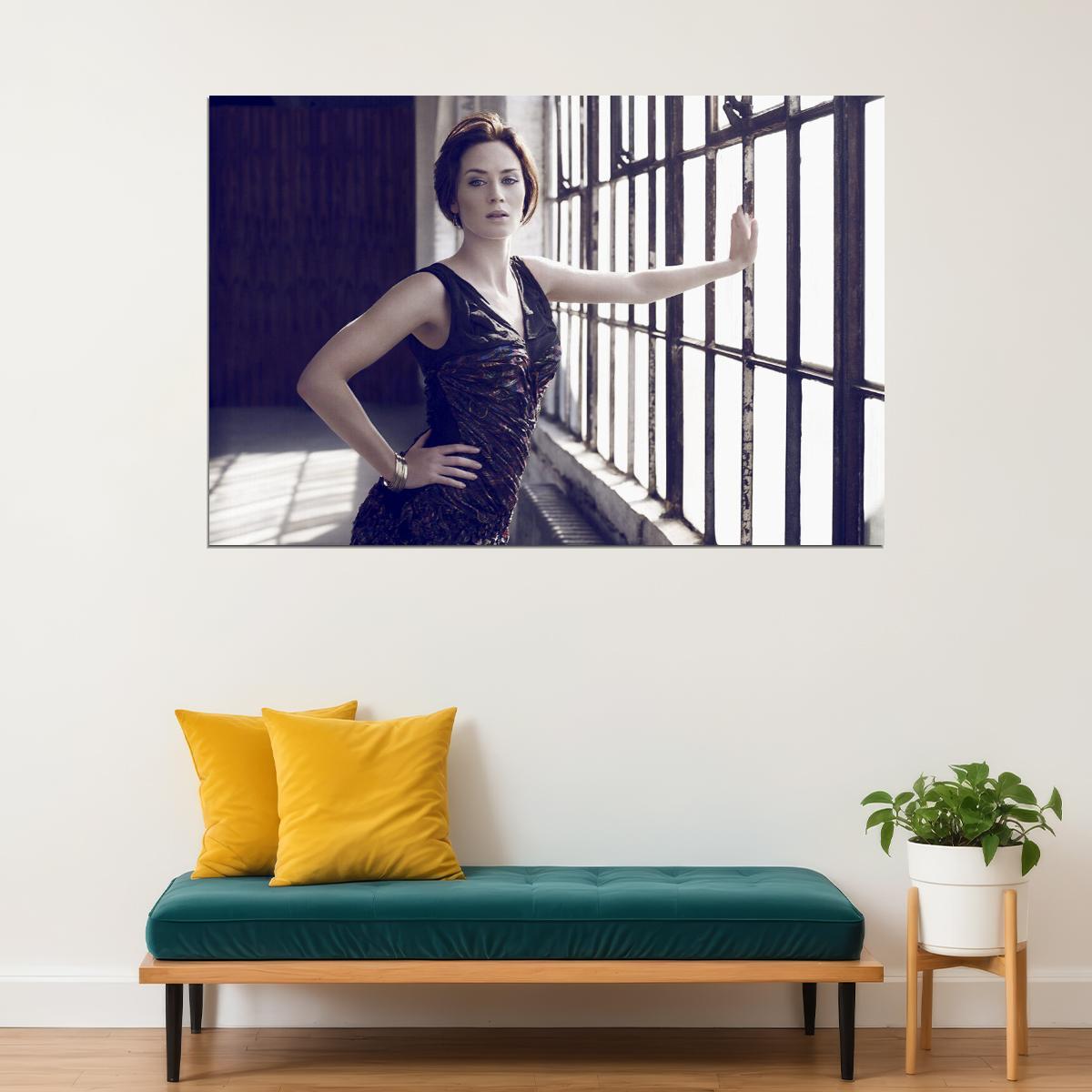 Emily Blunt British Model Awarded Actor Poster Wall Art Print Home Wall Decor - xonomax