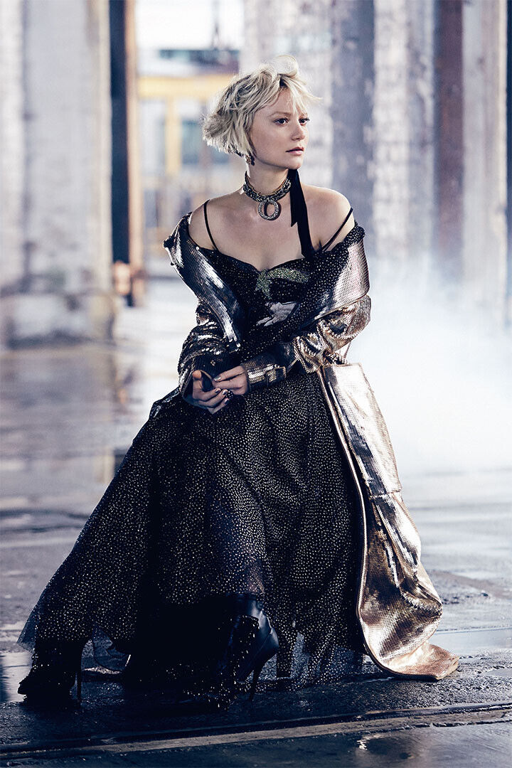 Emily Blunt Awarded Actor Actress Poster Wall Art Print Home Wall Decor - xonomax