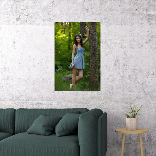 Babes In The Woods Photo Young Girl Poster Wall Art Print Home Wall Decor - xonomax