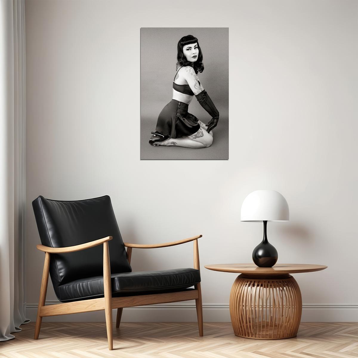 Sexy Female Model Bettie Page With Whip Poster Wall Art Print Home Wall Decor - xonomax