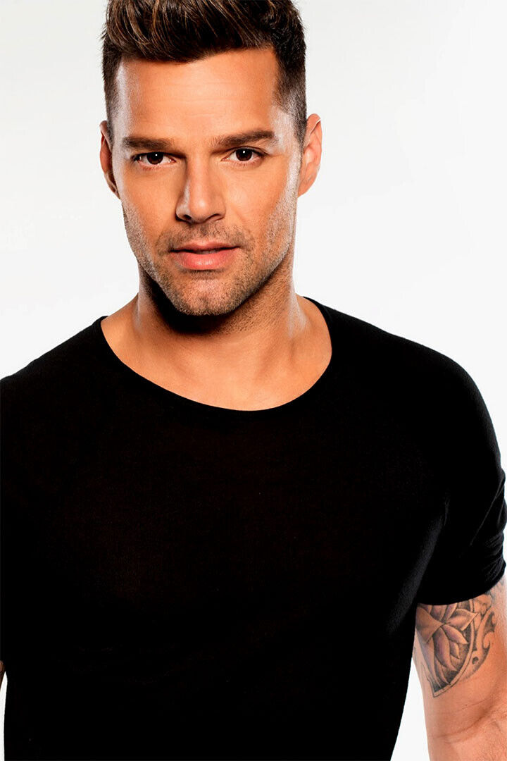 Ricky Martin Black T-shirt Writer Artist Poster Wall Art Print Home Wall Decor - xonomax