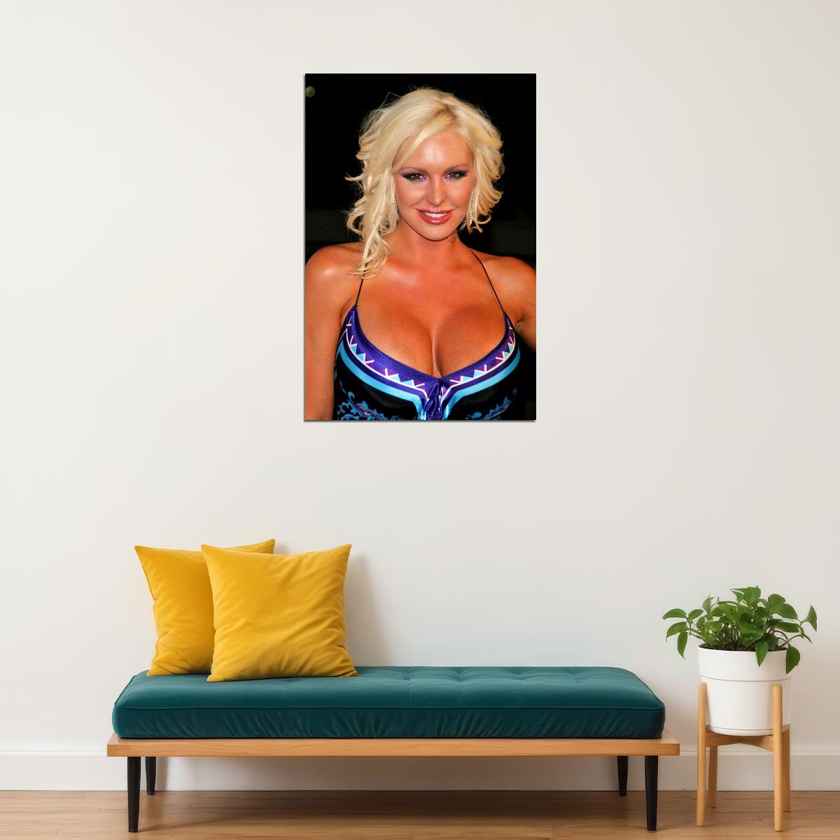 Christi Shake Beautiful Female Model Poster Wall Art Print Home Wall Decor - xonomax