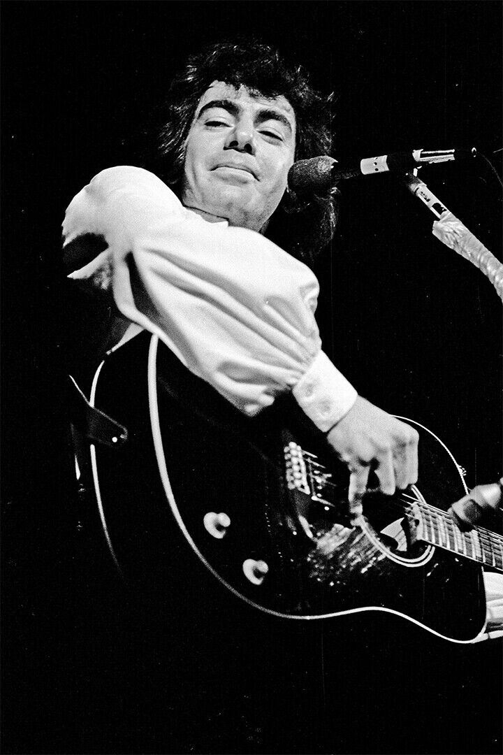 Neil Diamond Sings In Concert Poster Wall Art Print Home Wall Decor