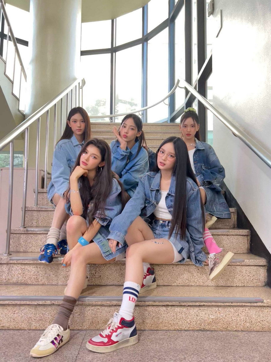 Newjeans Minji Hanni Danielle Haerin Hyein Photo K-Pop Music Poster Korean Girl Group - xonomax