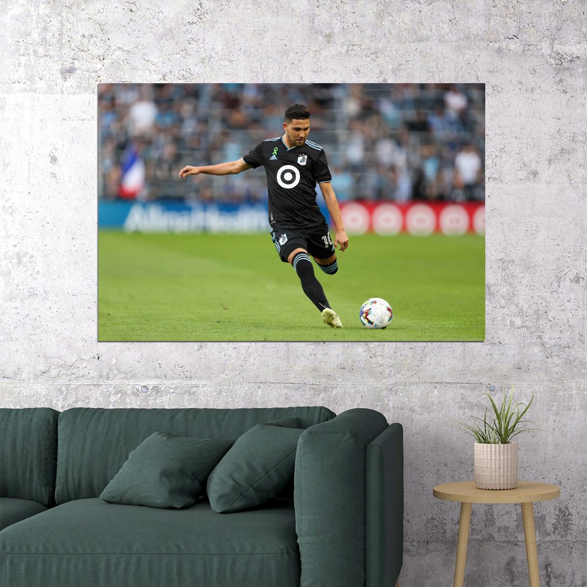 Emanuel Reynoso USA Soccer Poster Famous Football Superstar Motivational Sports Print - xonomax