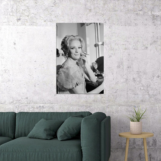 Maggie Smith Black And White Vintage Photo Poster Iconic 1970s Hollywood Actress Wall Art Print - xonomax