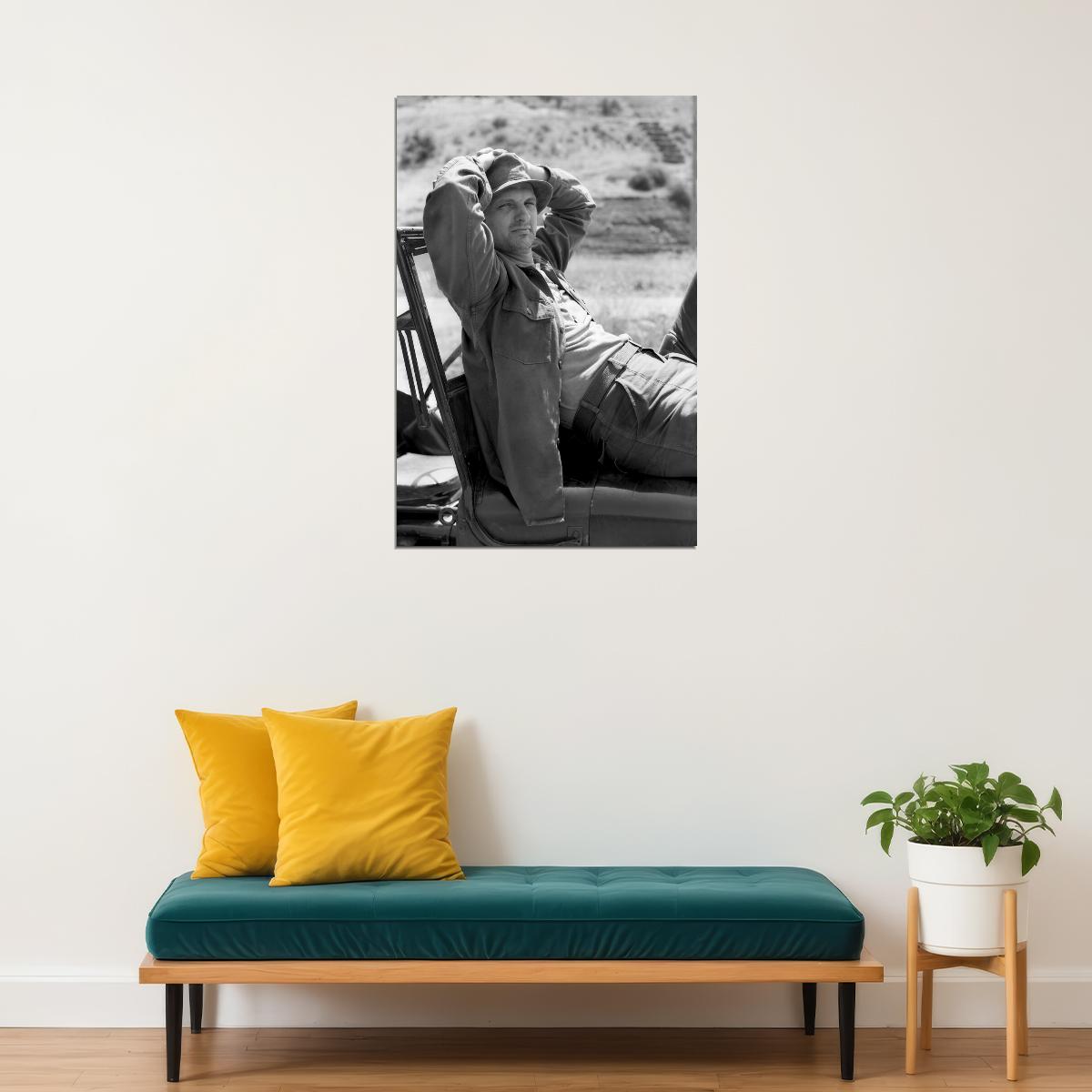 Alan Alda Black And White Portrait Poster 1970s Actor Iconic Hollywood Star Wall Art Print Old Hollywood Aesthetic Wall Decor - xonomax