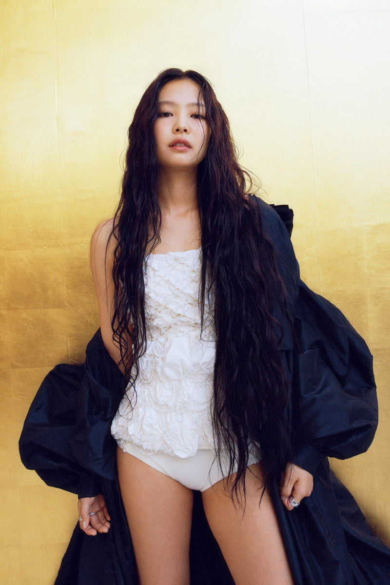 BLACKPINK JENNIE Photo Music Poster K-Pop Aesthetic K-pop Female Girl Group Korean Fashion Idol Wall Art Print