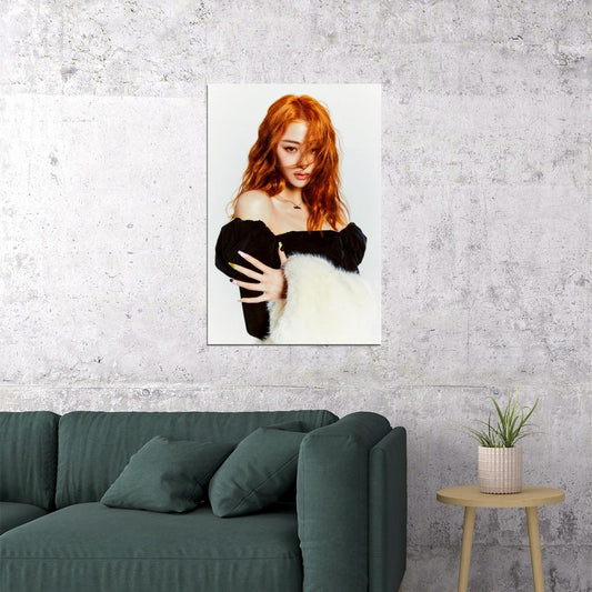 LE SSERAFIM Yunjin EASY Concept Photo Compact Music Poster K-Pop Aesthetic K-pop Female Girl Group Korean Fashion Idol Wall Art Print - xonomax