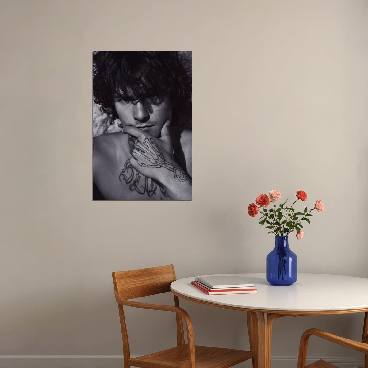 Orlando Bloom Artistic Photo Print Hollywood Celebrity Poster Shirtless Handsome Man Wall Art Hot Tattooed Male Aesthetic Decor for Bedroom Living Room - xonomax